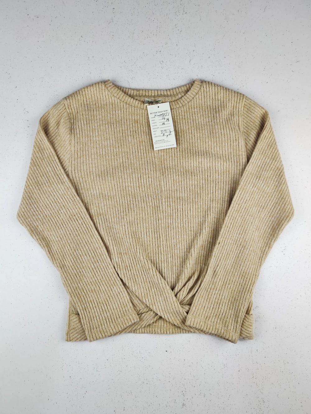 Buy online pre-used pre-loved 100% authentic & Original branded F&F (KWG-9371) available in Pakistan. Top international brands avilable.
