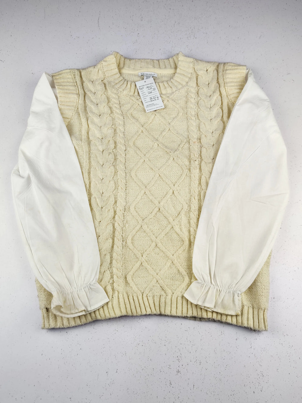 Buy online pre-used pre-loved 100% authentic & Original branded Primark (KWG-9417) available in Pakistan. Top international brands avilable.