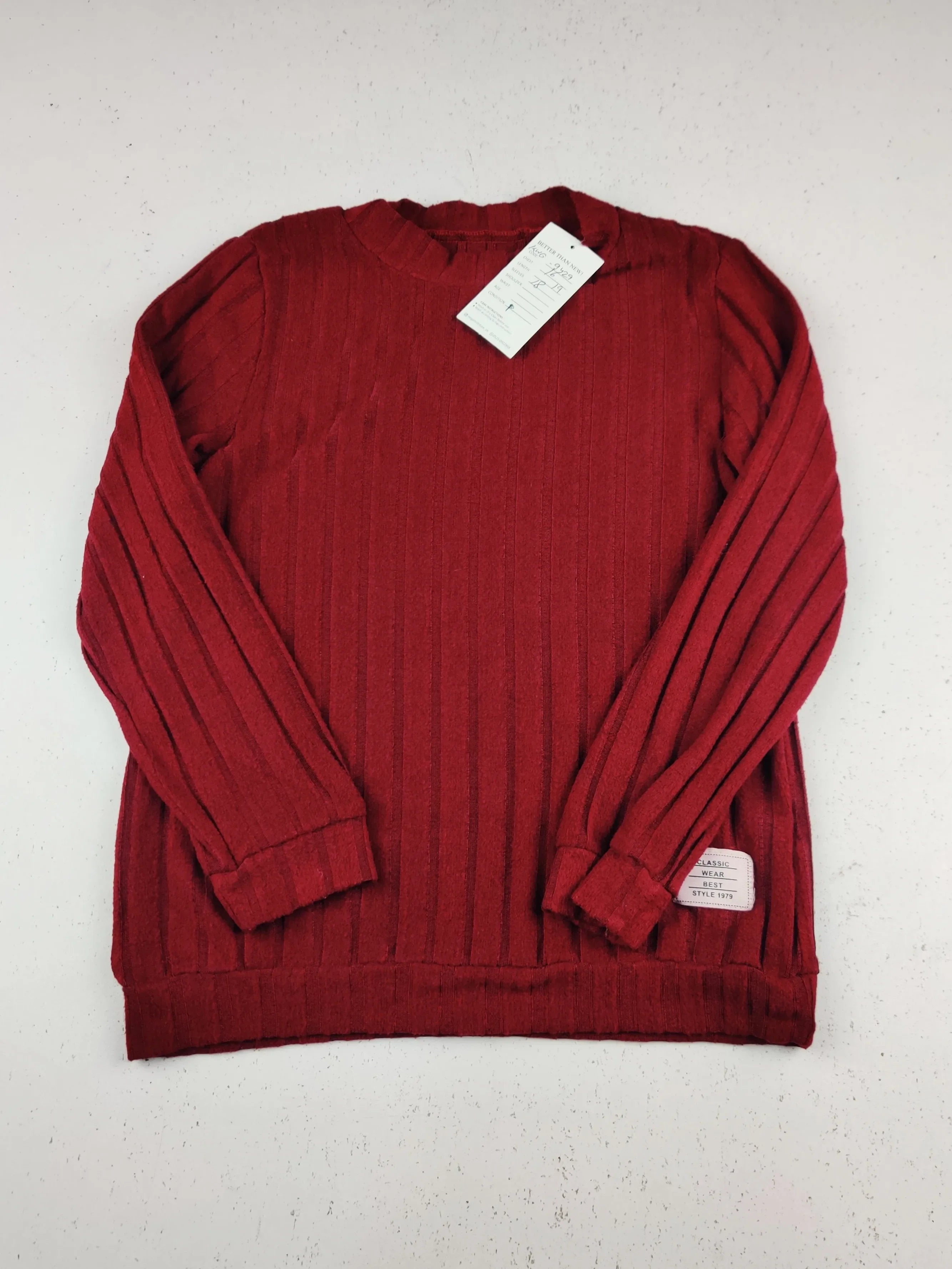 Buy online pre-used pre-loved 100% authentic & Original branded Unknown Brand (KWG-9429) available in Pakistan. Top international brands avilable.
