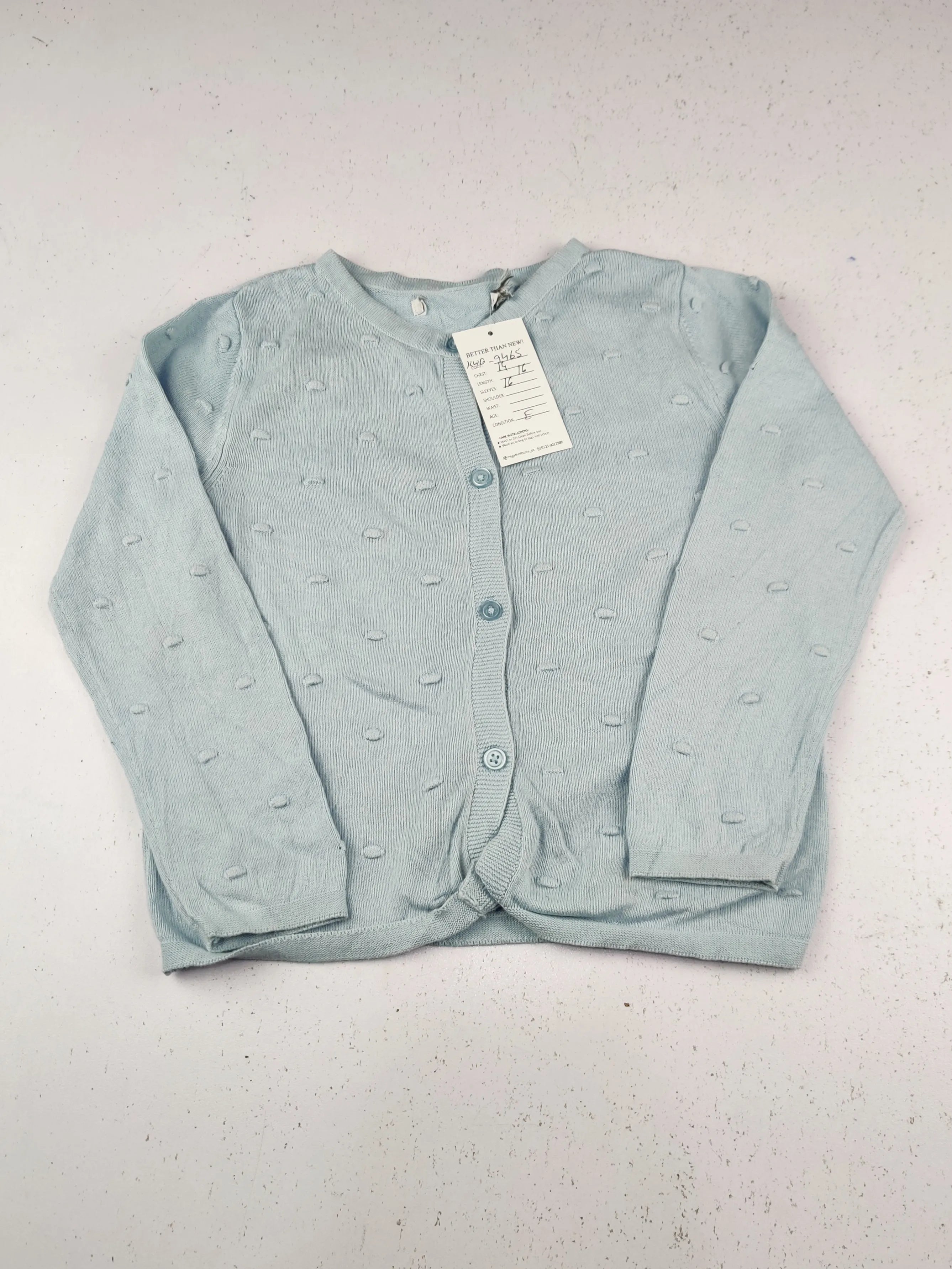 Buy online pre-used pre-loved 100% authentic & Original branded Unknown Brand (KWG-9465) available in Pakistan. Top international brands avilable.