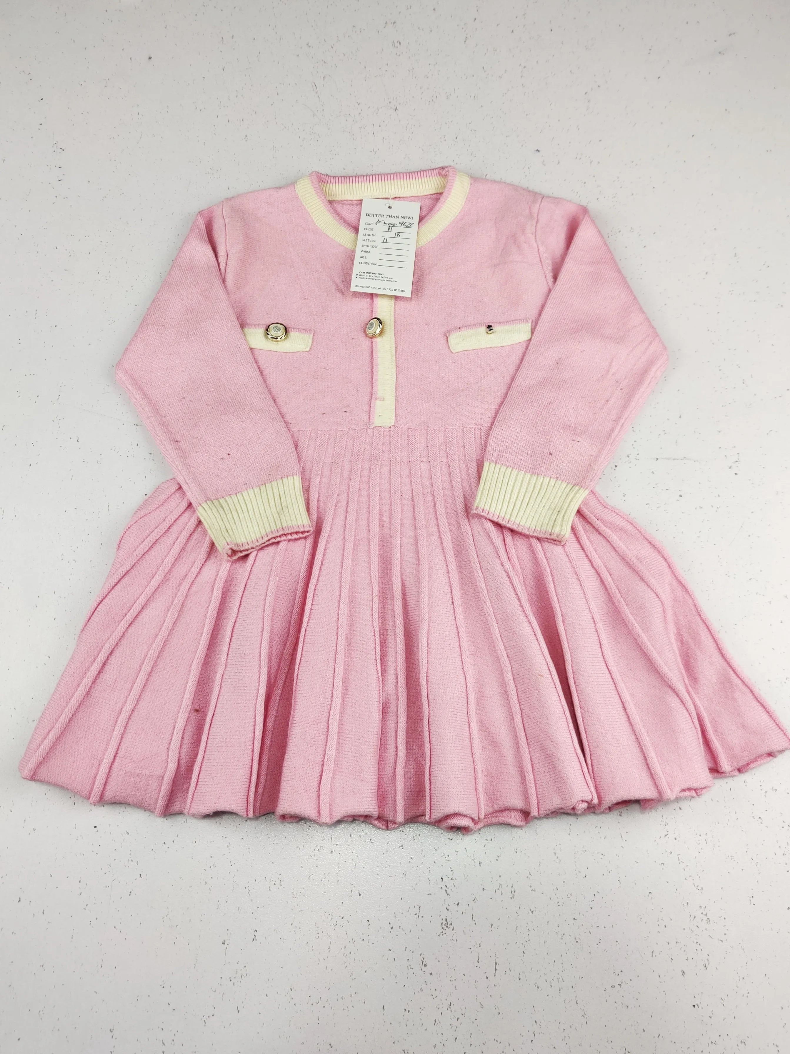 Buy online pre-used pre-loved 100% authentic & Original branded Unknown Brand (KWG-9522) available in Pakistan. Top international brands avilable.