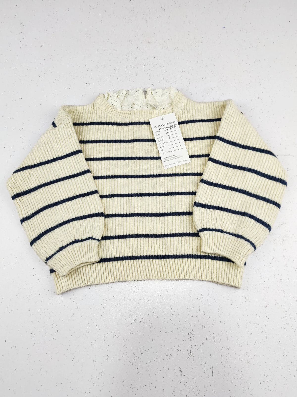 Buy online pre-used pre-loved 100% authentic & Original branded Vertbaudet (KWG-9535) available in Pakistan. Top international brands avilable.