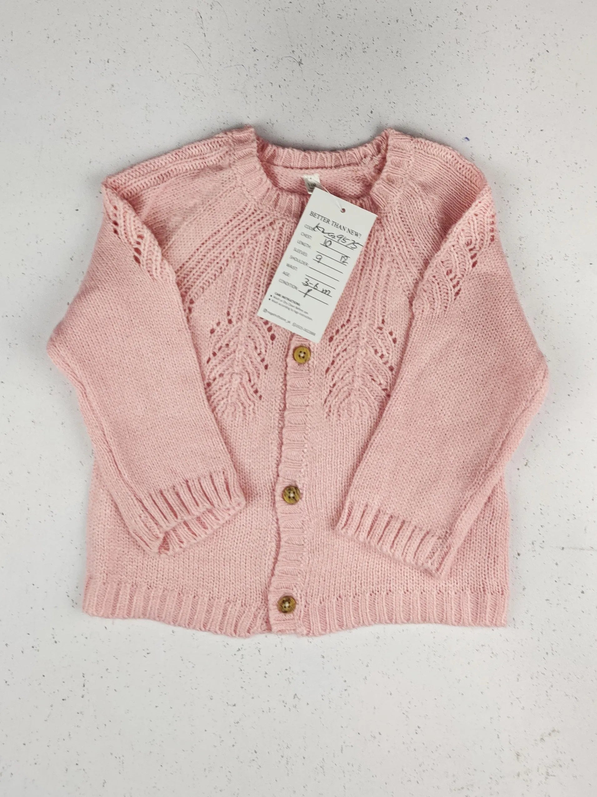 Buy online pre-used pre-loved 100% authentic & Original branded Unknown Brand (KWG-9575) available in Pakistan. Top international brands avilable.