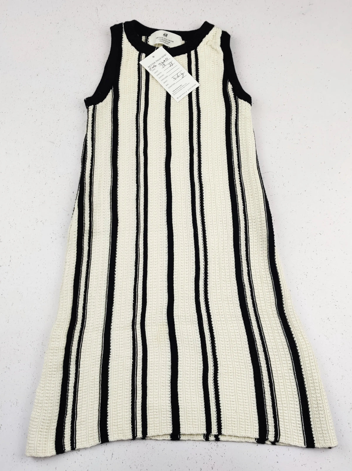 Buy online pre-used pre-loved 100% authentic & Original branded H&M (KWG-9600) available in Pakistan. Top international brands avilable.