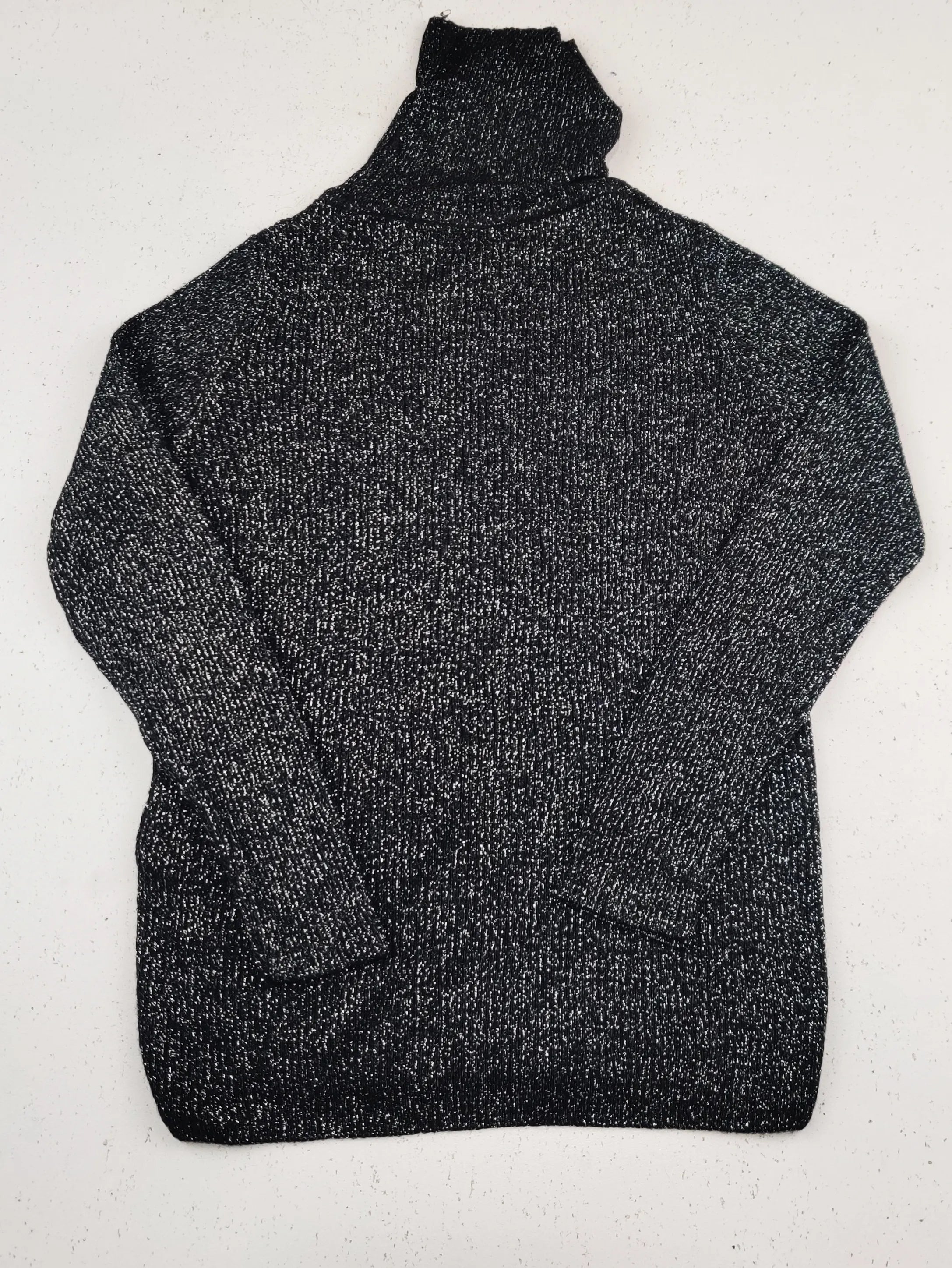Buy online pre-used pre-loved 100% authentic & Original branded Marks & Spencer (KWG-9632) available in Pakistan. Top international brands avilable.