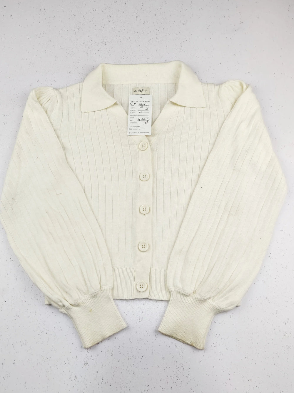 Buy online pre-used pre-loved 100% authentic & Original branded F&F (KWG-9649) available in Pakistan. Top international brands avilable.