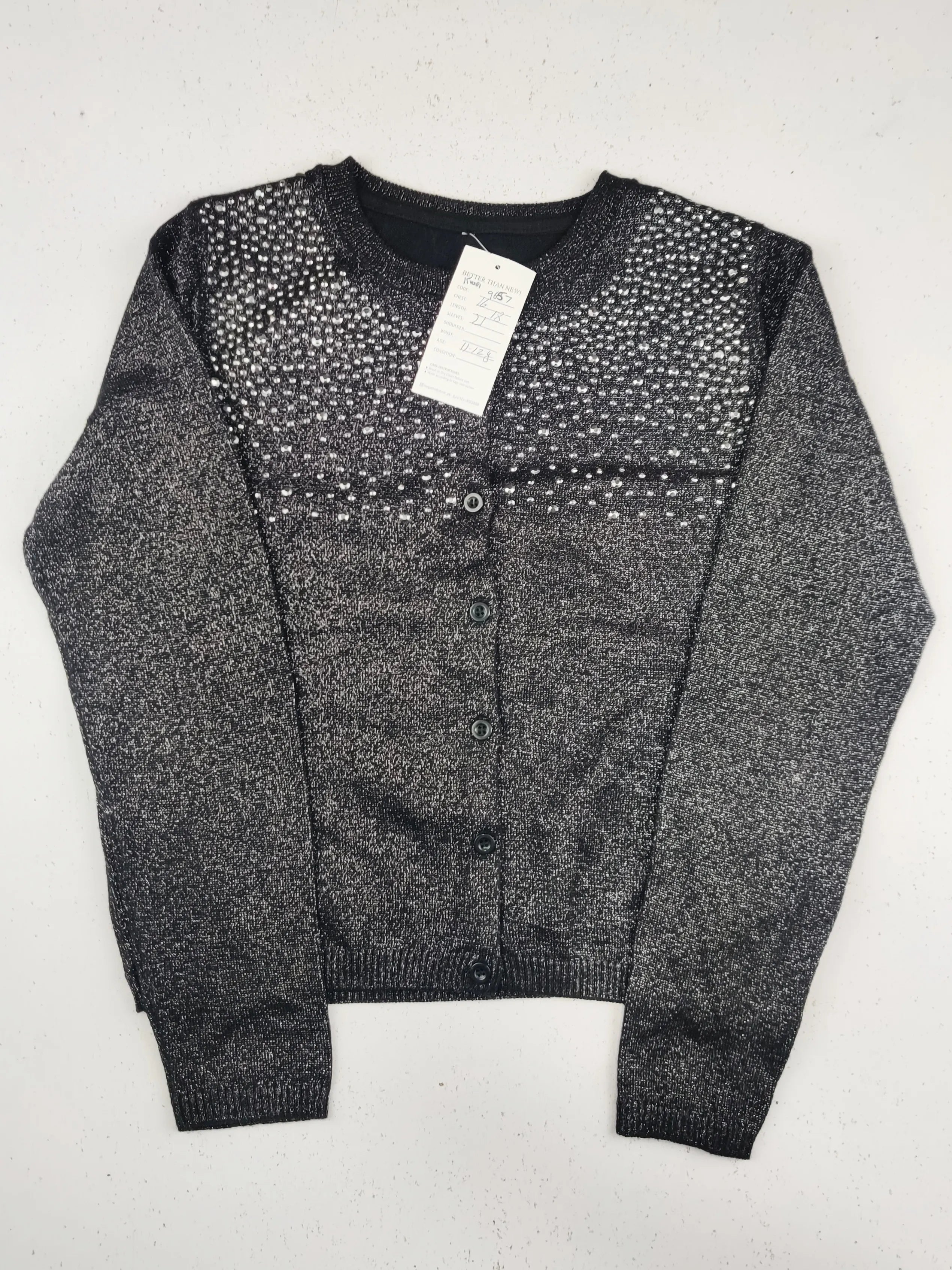 Buy online pre-used pre-loved 100% authentic & Original branded Marks & Spencer (KWG-9657) available in Pakistan. Top international brands avilable.