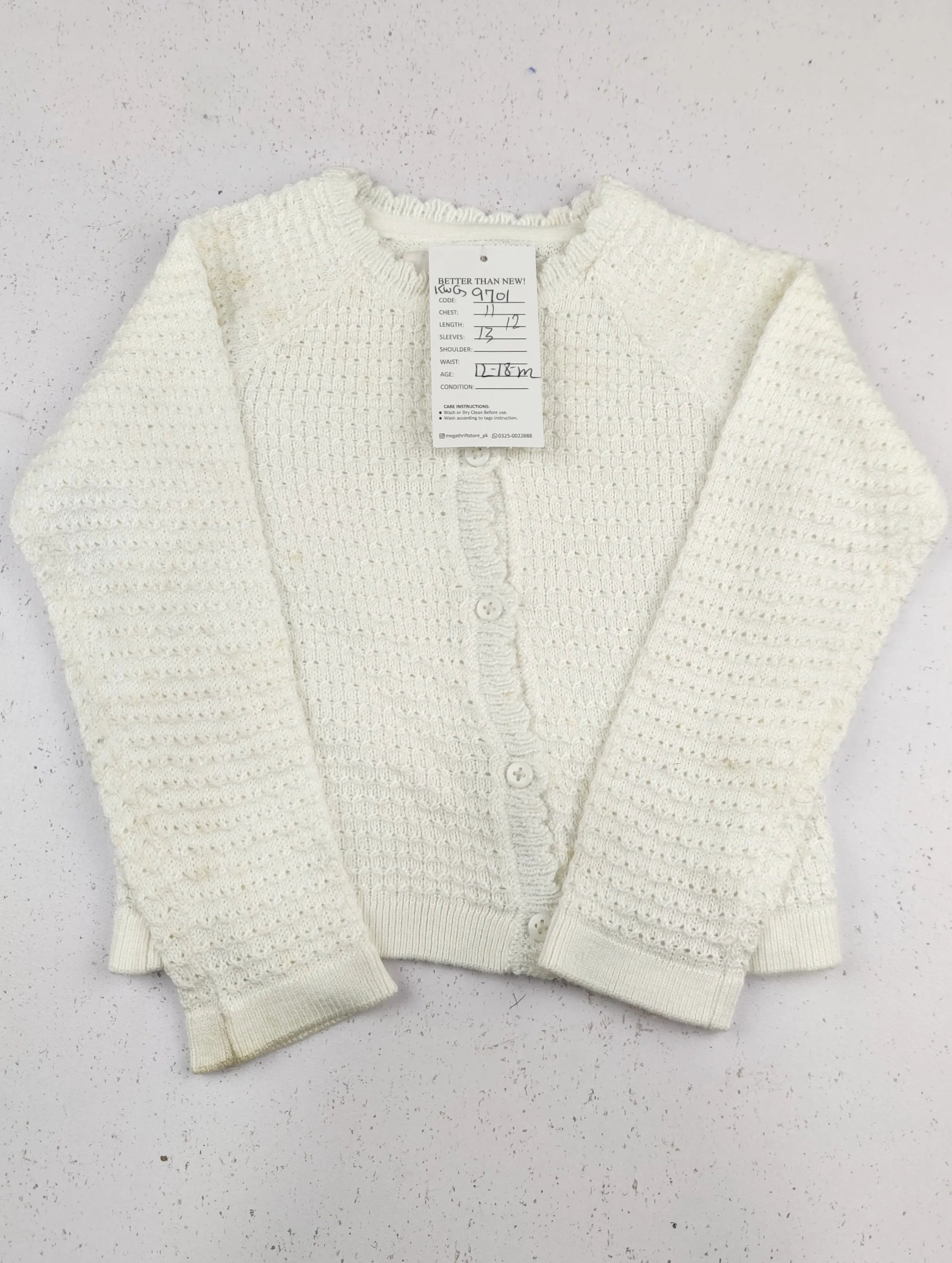 Buy online pre-used pre-loved 100% authentic & Original branded F&F (KWG-9701) available in Pakistan. Top international brands avilable.