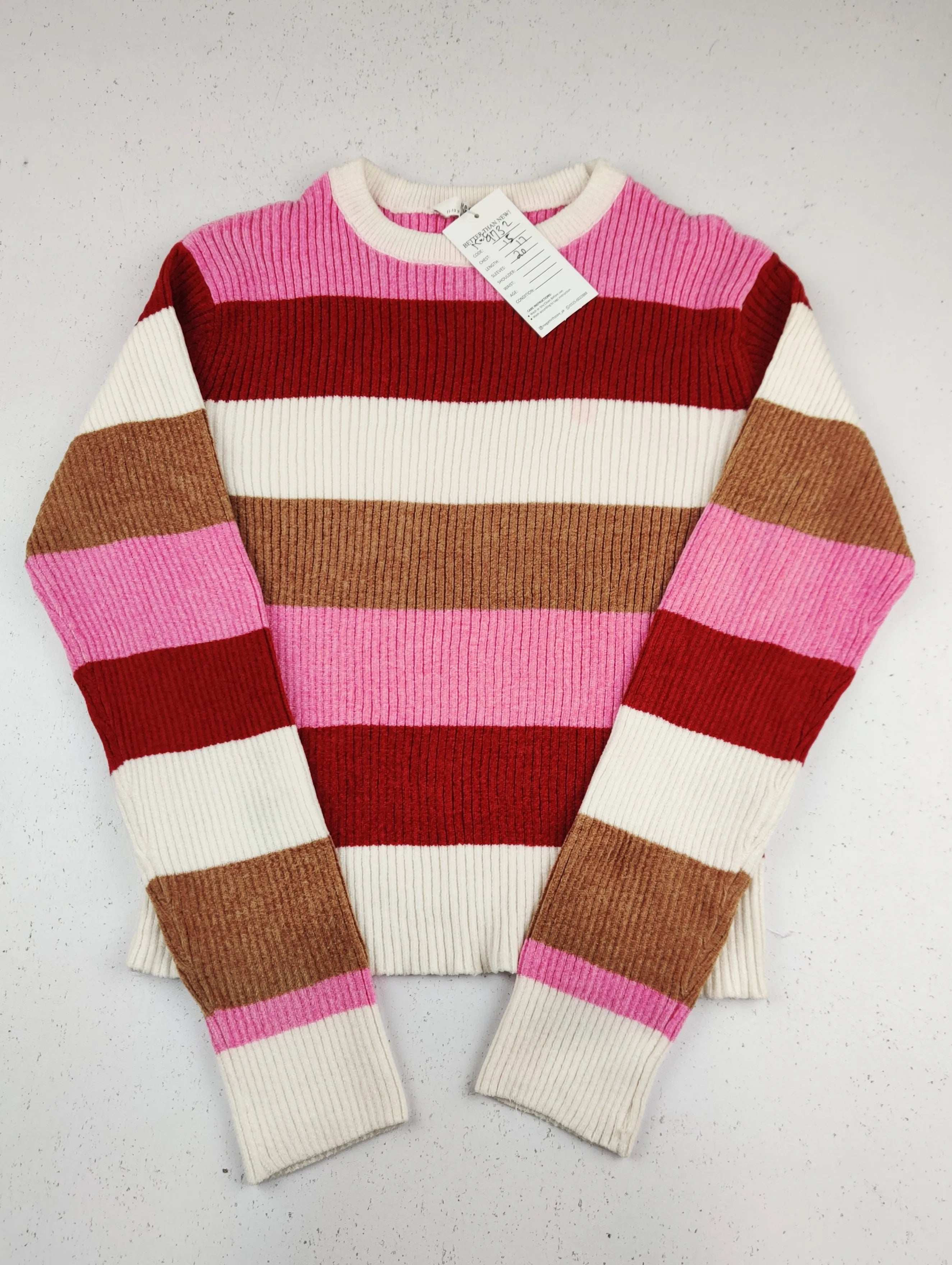 Buy online pre-used pre-loved 100% authentic & Original branded Marks & Spencer (KWG-9732) available in Pakistan. Top international brands avilable.