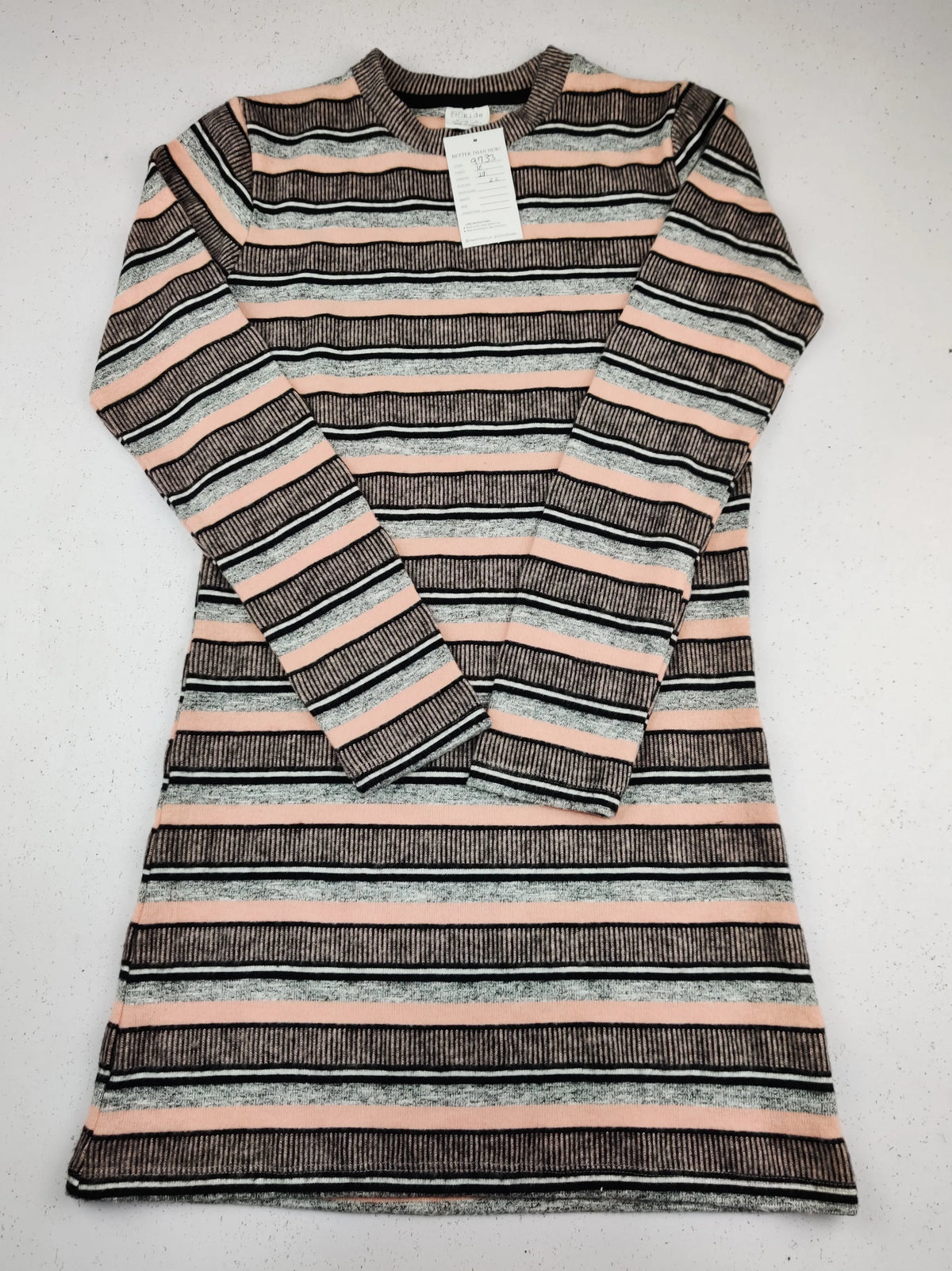 Buy online pre-used pre-loved 100% authentic & Original branded F&F (KWG-9733) available in Pakistan. Top international brands avilable.