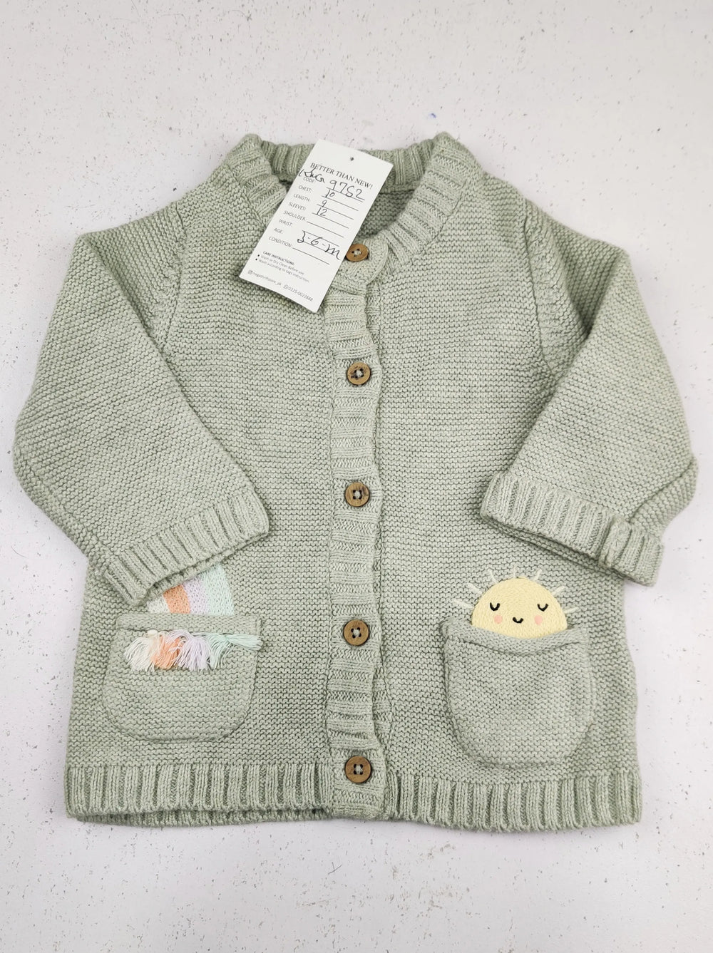 Buy online pre-used pre-loved 100% authentic & Original branded Unknown Brand (KWG-9752) available in Pakistan. Top international brands avilable.