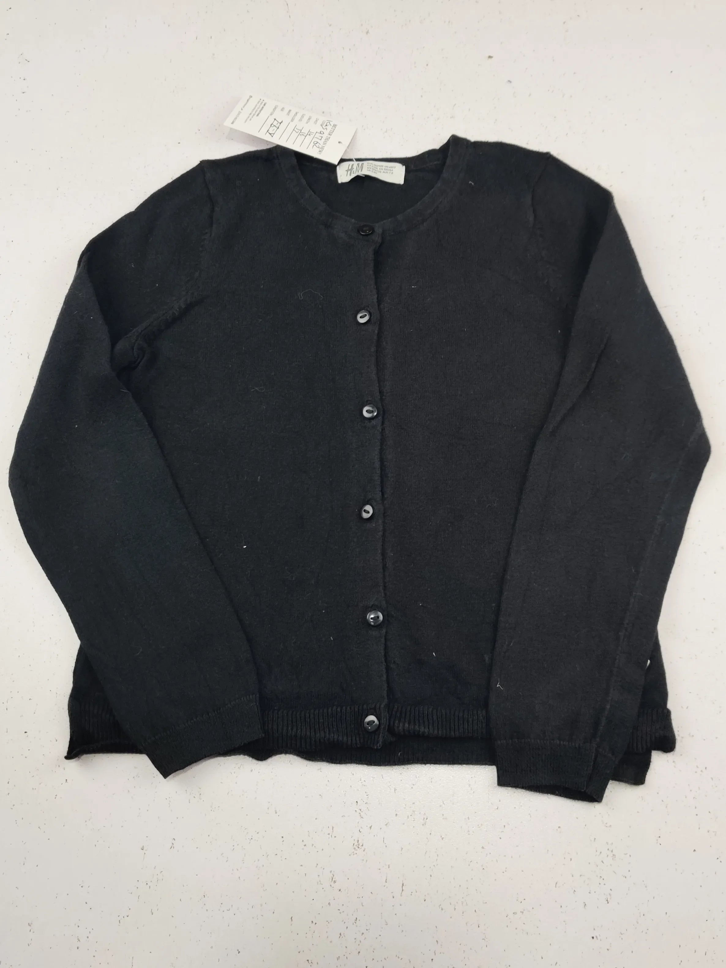 Buy online pre-used pre-loved 100% authentic & Original branded H&M (KWG-9762) available in Pakistan. Top international brands avilable.