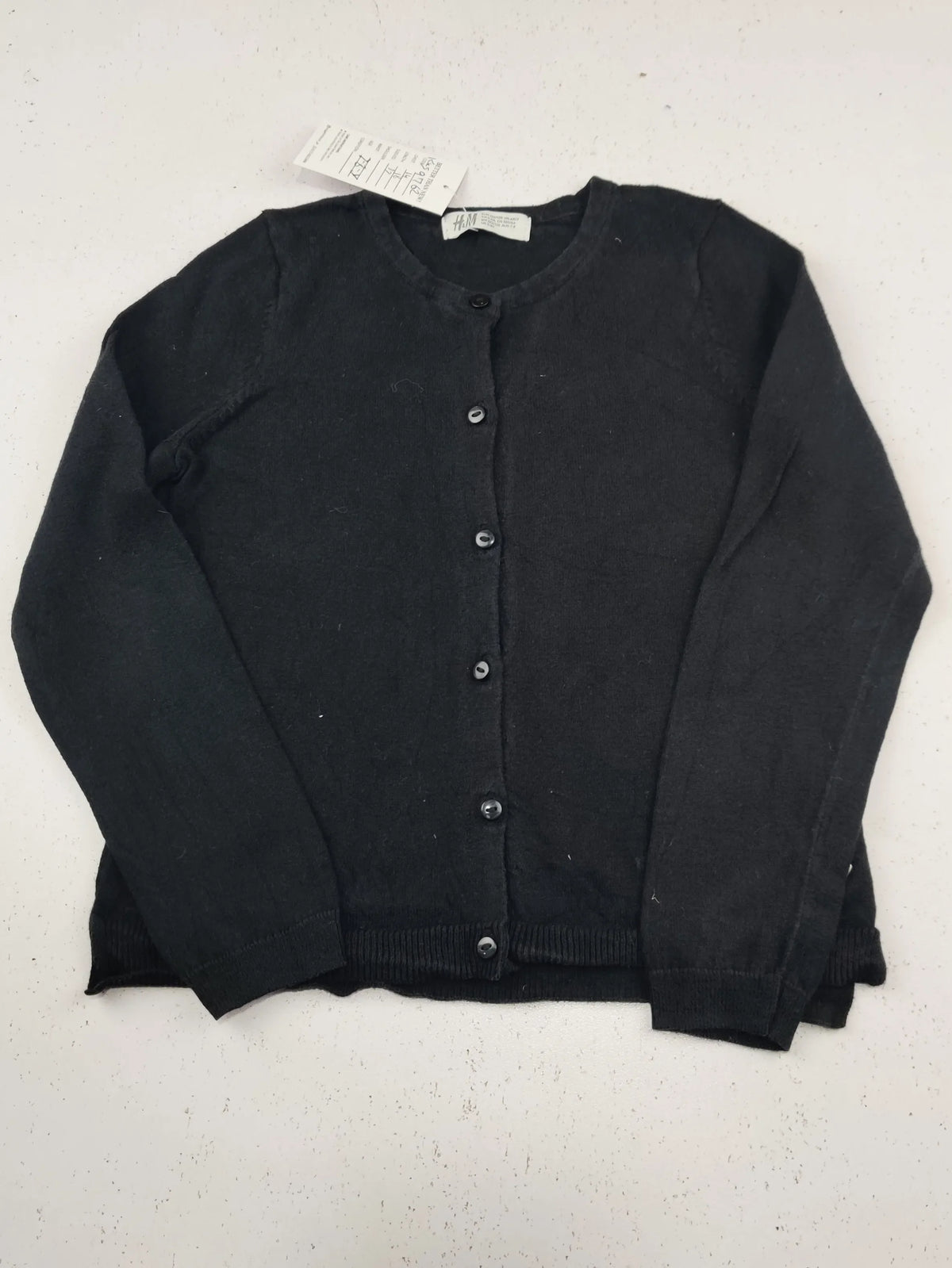 Buy online pre-used pre-loved 100% authentic & Original branded H&M (KWG-9762) available in Pakistan. Top international brands avilable.