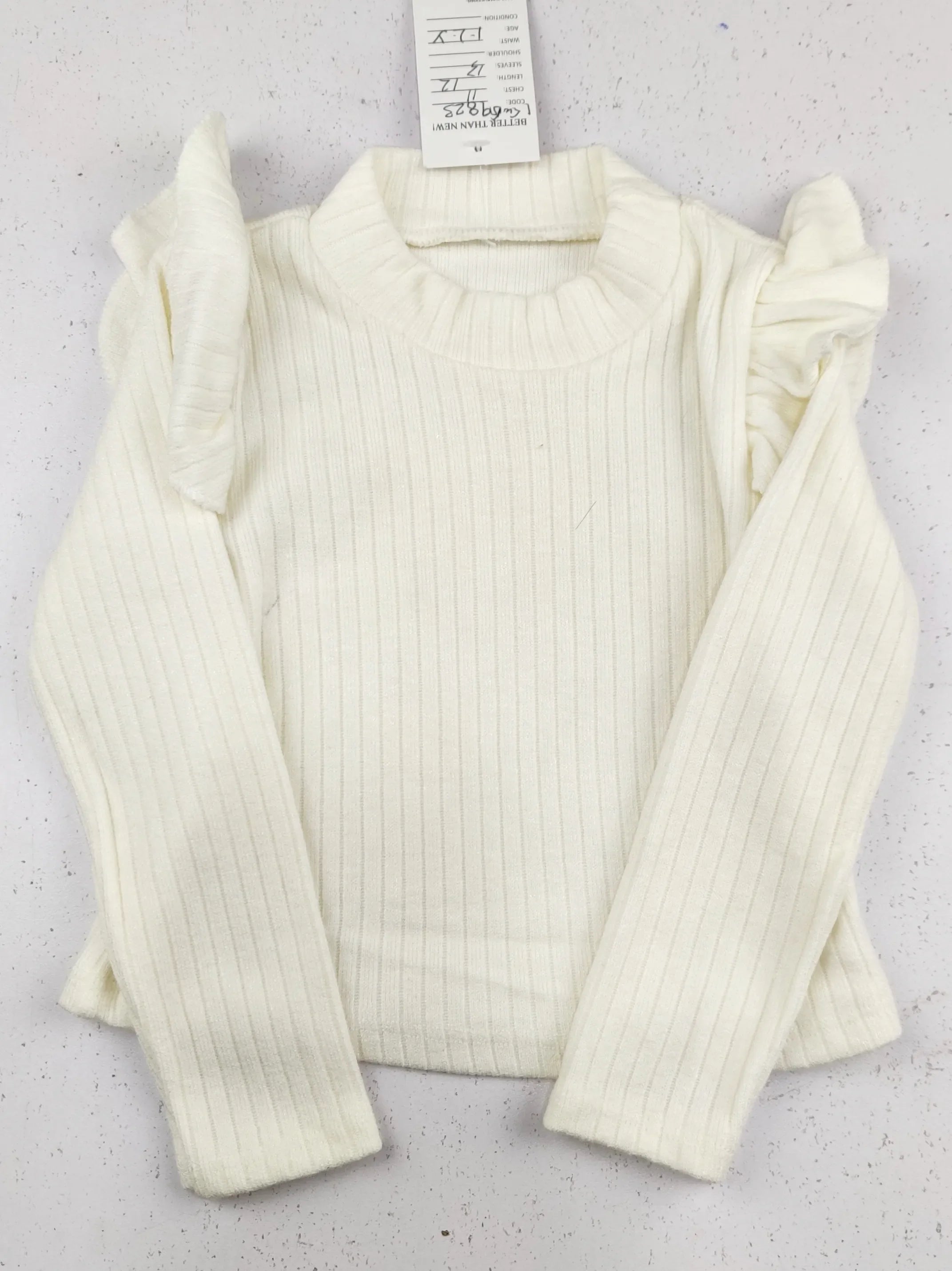 Buy online pre-used pre-loved 100% authentic & Original branded Unknown Brand (KWG-9823) available in Pakistan. Top international brands avilable.