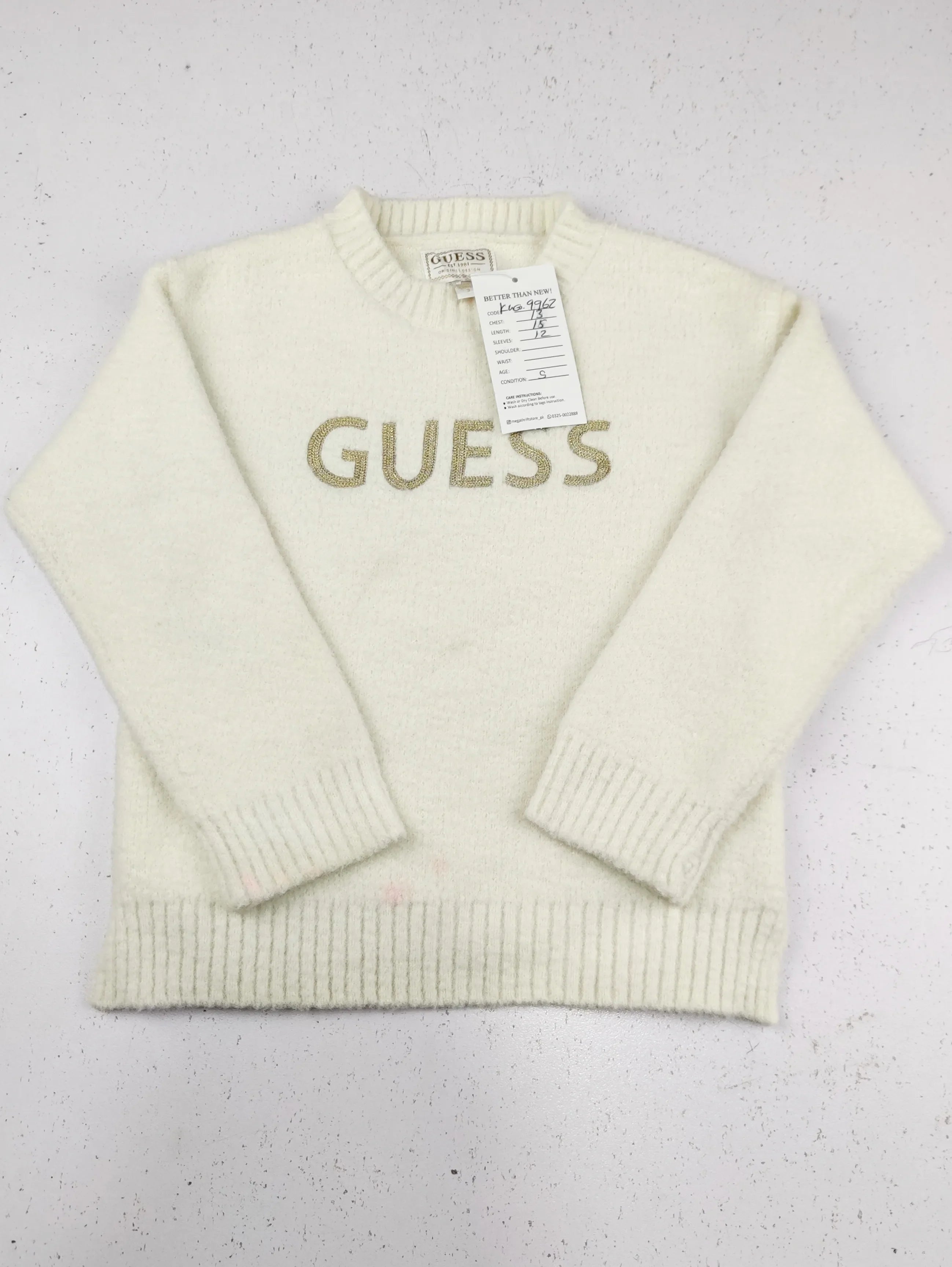 Buy online pre-used pre-loved 100% authentic & Original branded G.U.E.S.S (KWG-9962) available in Pakistan. Top international brands avilable.