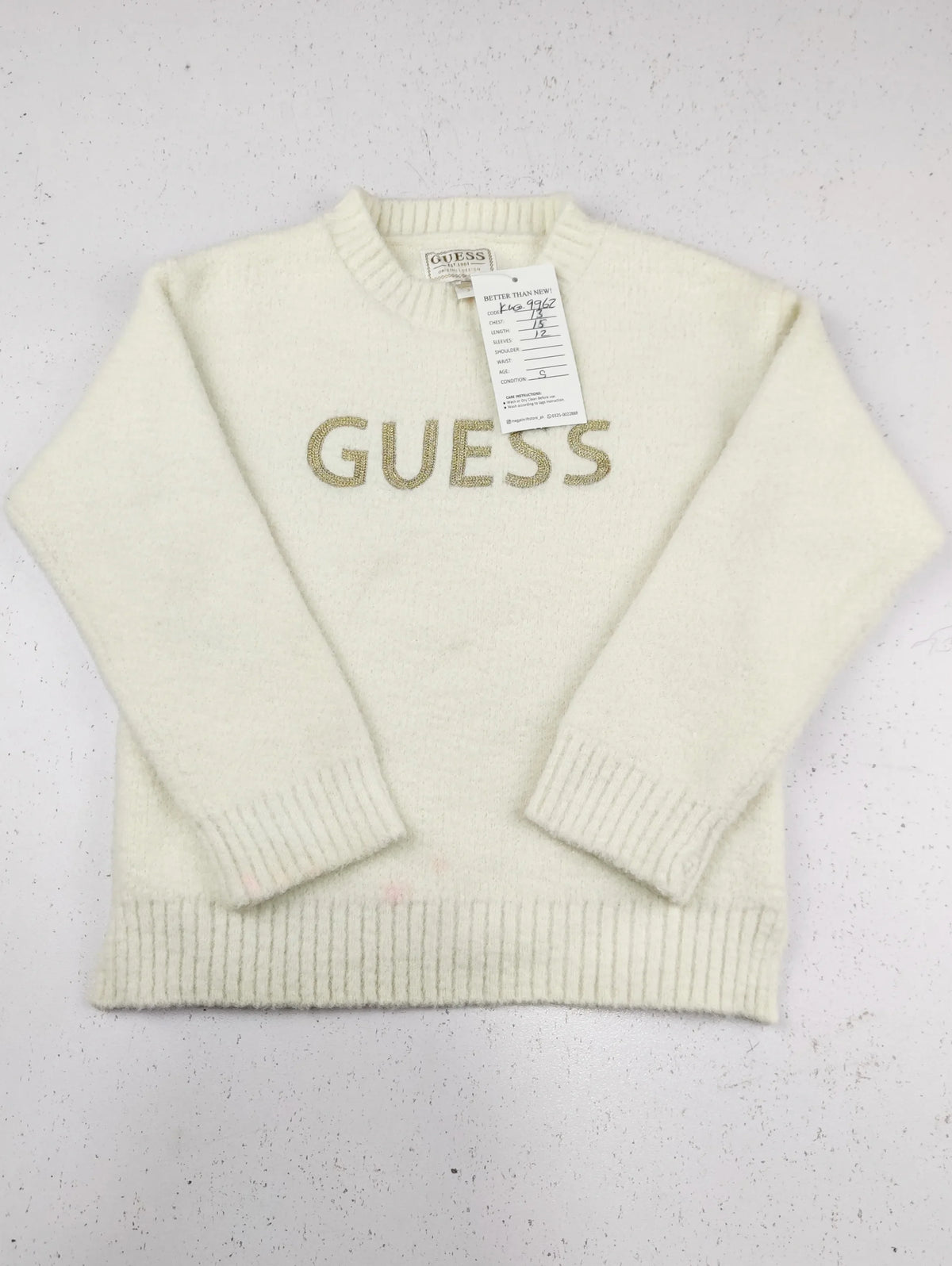 Buy online pre-used pre-loved 100% authentic & Original branded G.U.E.S.S (KWG-9962) available in Pakistan. Top international brands avilable.
