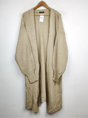 Buy online pre-used pre-loved 100% authentic & Original branded Qed London (LC-2099) available in Pakistan. Top international brands avilable.