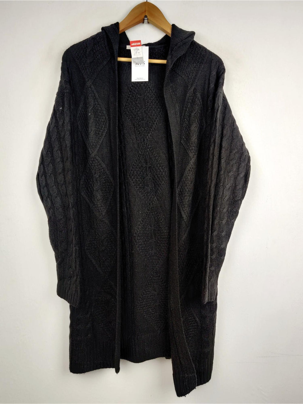 Buy online pre-used pre-loved 100% authentic & Original branded Tu (LC-2308) available in Pakistan. Top international brands avilable.