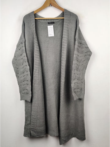 Buy online pre-used pre-loved 100% authentic & Original branded Shein (LC-2312) available in Pakistan. Top international brands avilable.