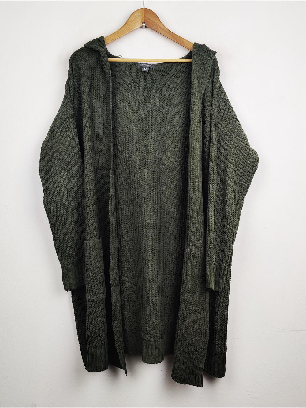 Buy online pre-used pre-loved 100% authentic & Original branded Primark (LC-2738) available in Pakistan. Top international brands avilable.