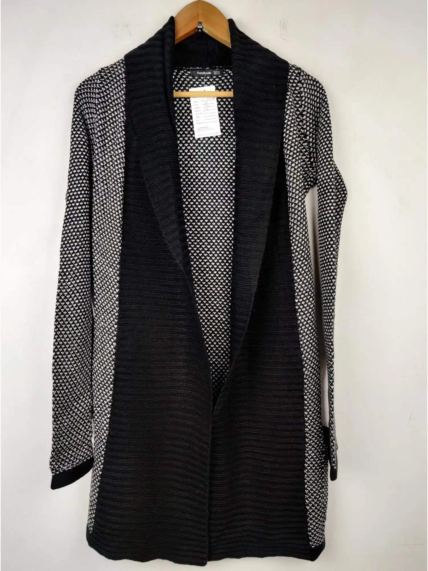 Buy online pre-used pre-loved 100% authentic & Original branded Patty Boulik (LC-2978) available in Pakistan. Top international brands avilable.