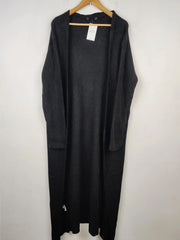 Buy online pre-used pre-loved 100% authentic & Original branded Unknown Brand (LC-3016) available in Pakistan. Top international brands avilable.