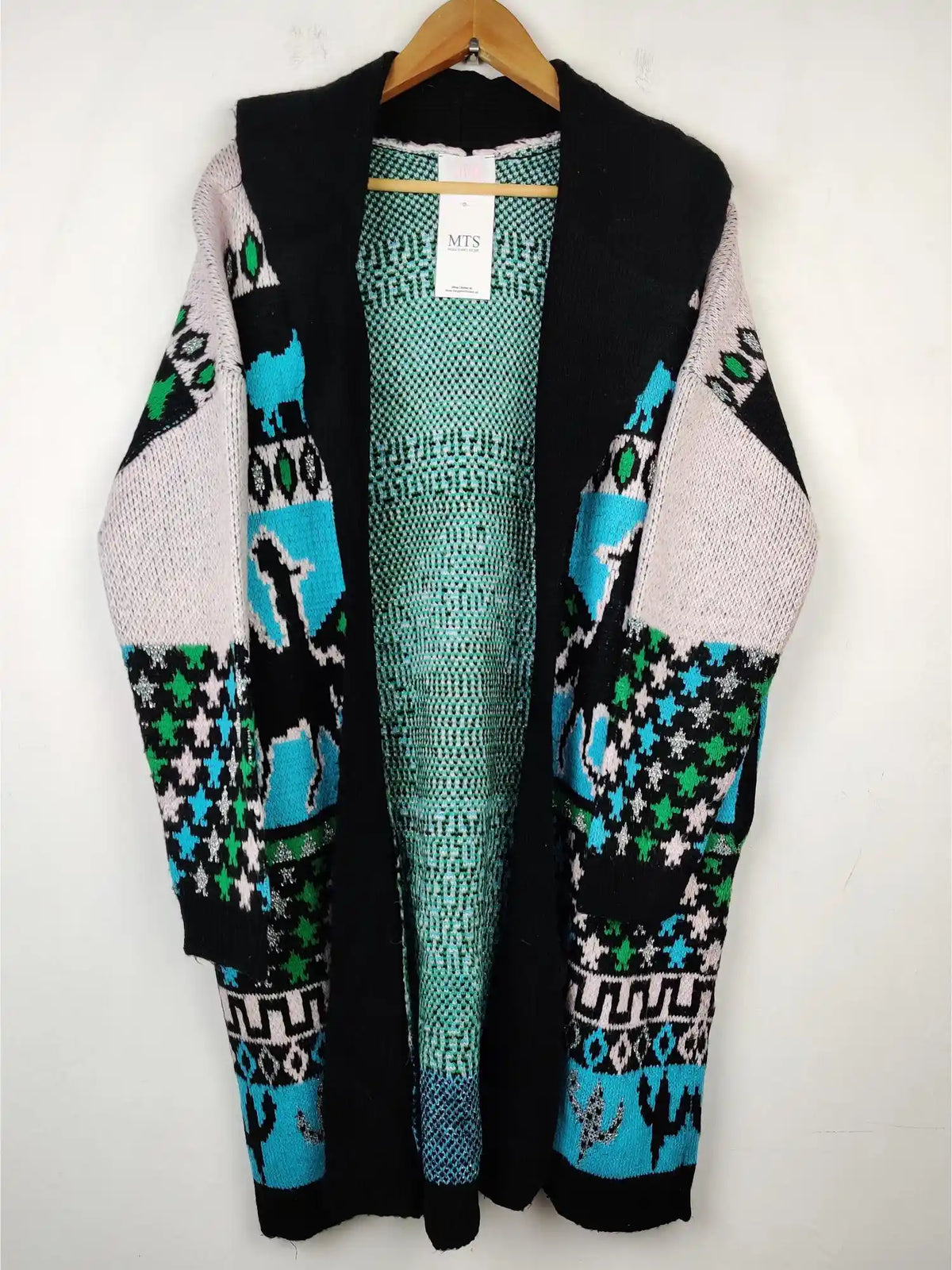 Buy online pre-used pre-loved 100% authentic & Original branded Savida (LC-3039) available in Pakistan. Top international brands avilable.