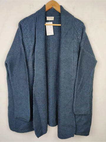 Buy online pre-used pre-loved 100% authentic & Original branded Marks & Spencer (LC-3070) available in Pakistan. Top international brands avilable.