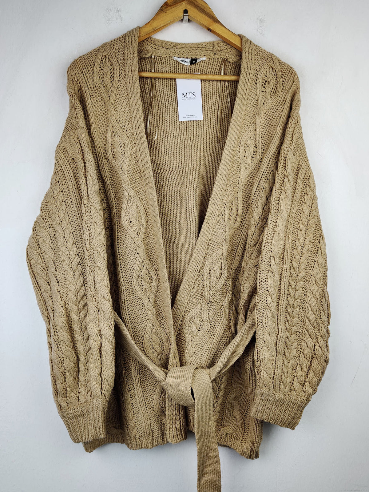 Buy online pre-used pre-loved 100% authentic & Original branded Pep & Co (LC-3356) available in Pakistan. Top international brands avilable.