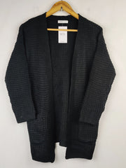 Buy online pre-used pre-loved 100% authentic & Original branded Shein (LC-3376) available in Pakistan. Top international brands avilable.