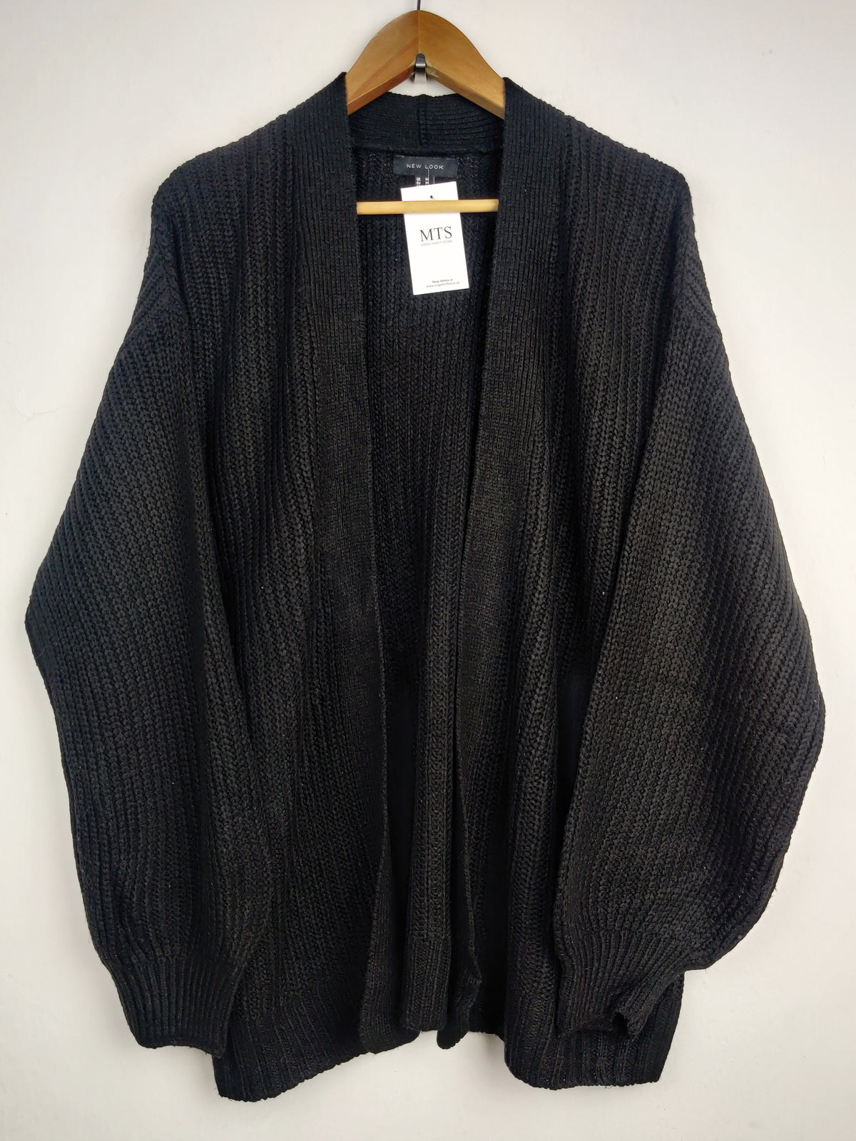Buy online pre-used pre-loved 100% authentic & Original branded New Look (LC-3514) available in Pakistan. Top international brands avilable.