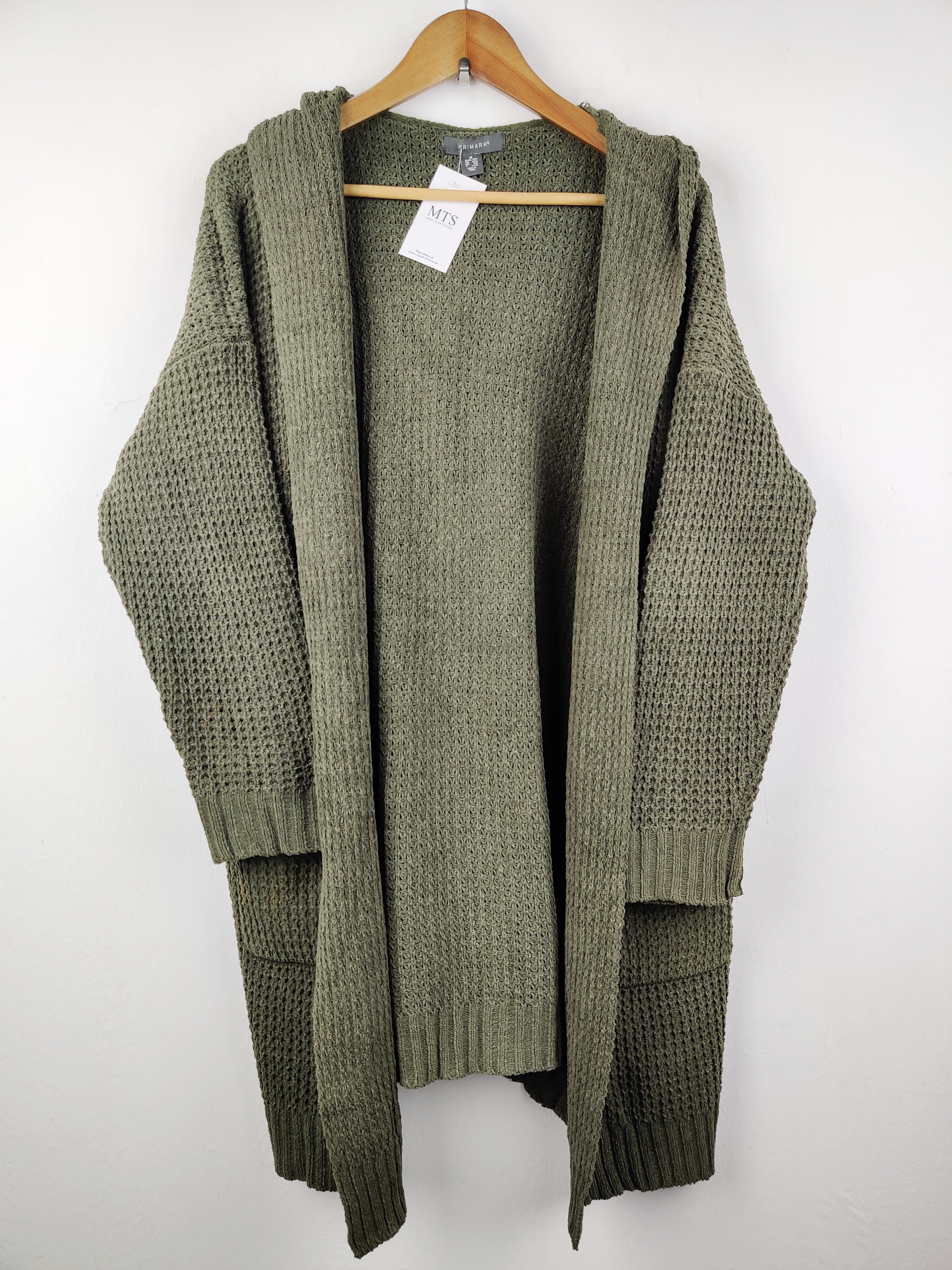 Buy online pre-used pre-loved 100% authentic & Original branded Primark (LC-3559) available in Pakistan. Top international brands avilable.