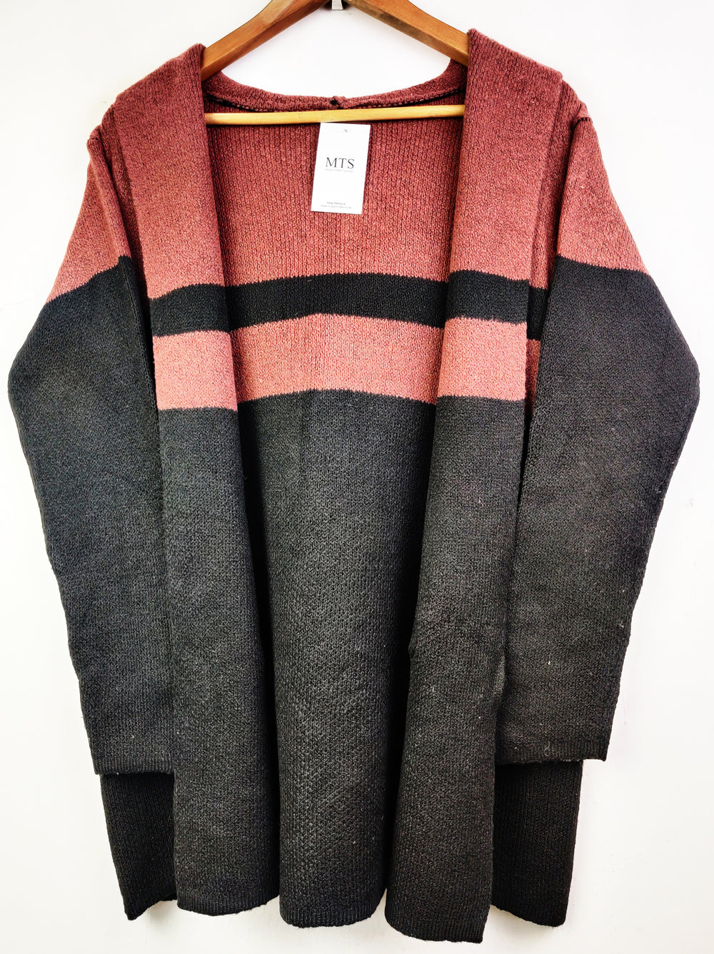 Buy online pre-used pre-loved 100% authentic & Original branded Shein (LC-3592) available in Pakistan. Top international brands avilable.