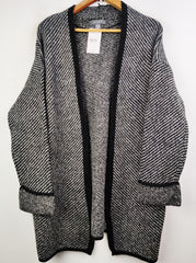 Buy online pre-used pre-loved 100% authentic & Original branded Primark (LC-3617) available in Pakistan. Top international brands avilable.