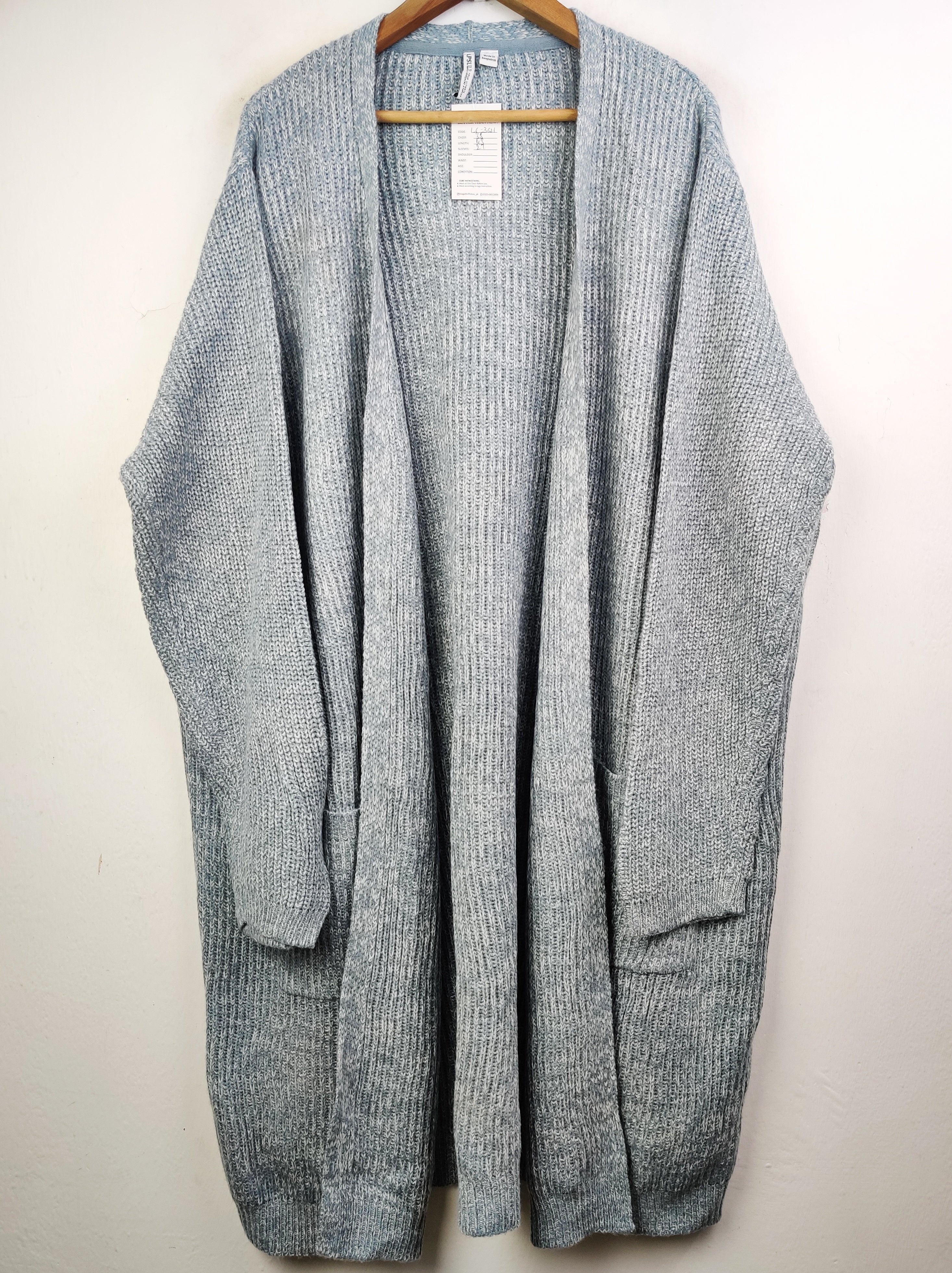 Buy online pre-used pre-loved 100% authentic & Original branded Capsule (LC-3621) available in Pakistan. Top international brands avilable.