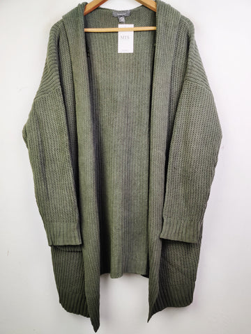 Buy online pre-used pre-loved 100% authentic & Original branded Primark (LC-3628) available in Pakistan. Top international brands avilable.