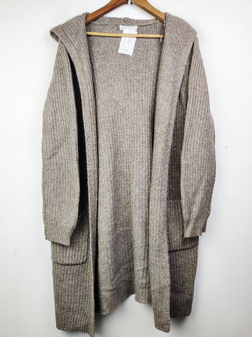 Buy online pre-used pre-loved 100% authentic & Original branded Primark (LC-3638) available in Pakistan. Top international brands avilable.