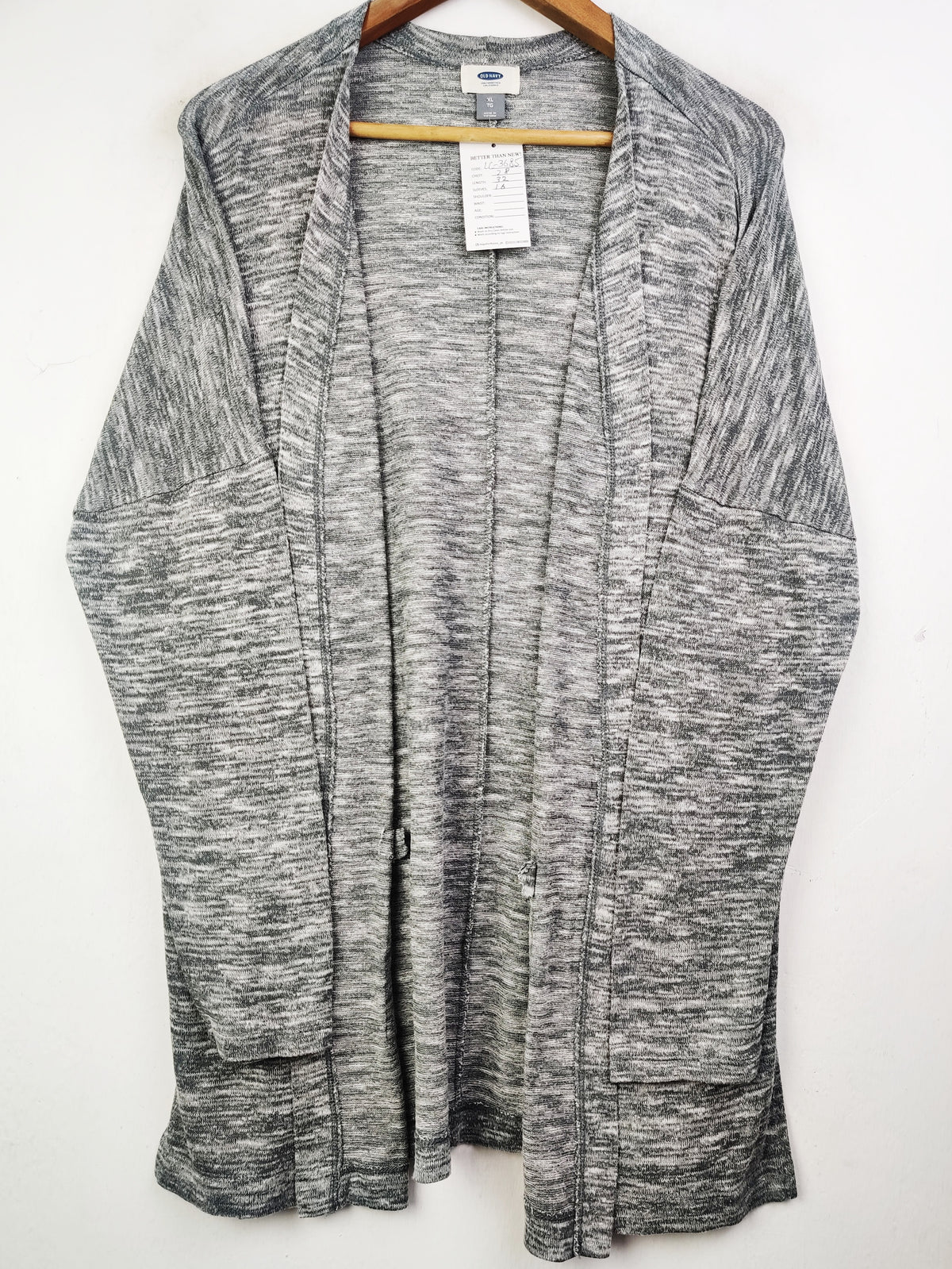 Buy online pre-used pre-loved 100% authentic & Original branded Old Navy (LC-3685) available in Pakistan. Top international brands avilable.