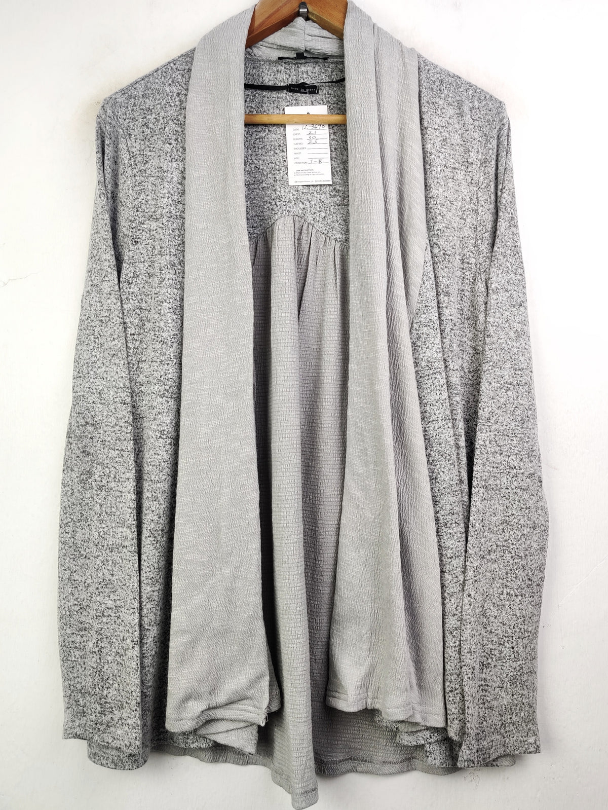 Buy online pre-used pre-loved 100% authentic & Original branded Miss Me (LC-3690) available in Pakistan. Top international brands avilable.