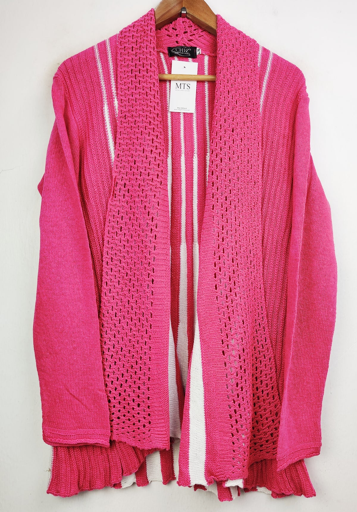 Buy online pre-used pre-loved 100% authentic & Original branded Chic (LC-3760) available in Pakistan. Top international brands avilable.