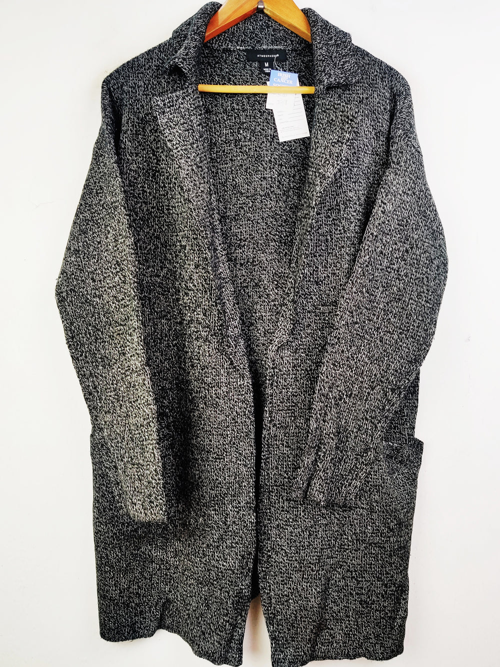 Buy online pre-used pre-loved 100% authentic & Original branded Atmosphere (LC-3814) available in Pakistan. Top international brands avilable.