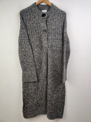 Buy online pre-used pre-loved 100% authentic & Original branded Wallis (LC-3838) available in Pakistan. Top international brands avilable.