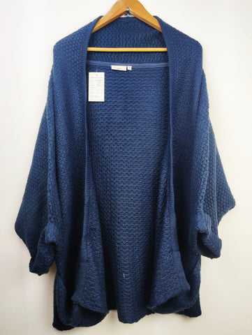 New Look (LC-3860)