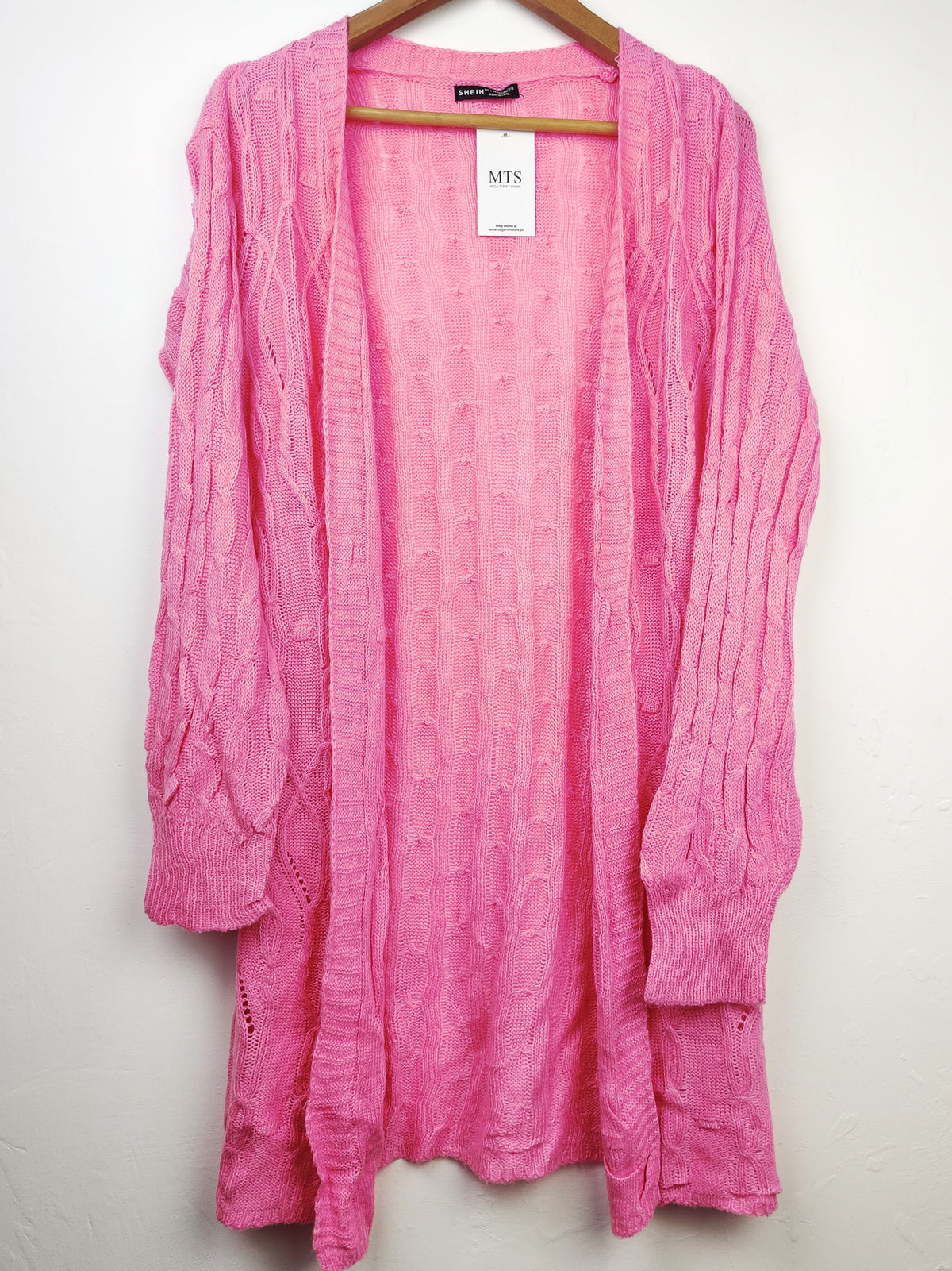Buy online pre-used pre-loved 100% authentic & Original branded Shein (LC-3861) available in Pakistan. Top international brands avilable.