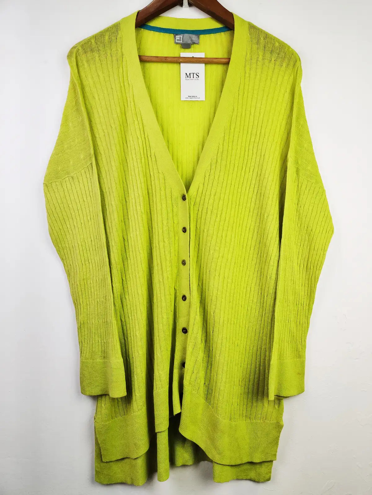 Buy online pre-used pre-loved 100% authentic & Original branded Jcp (LC-3916) available in Pakistan. Top international brands avilable.