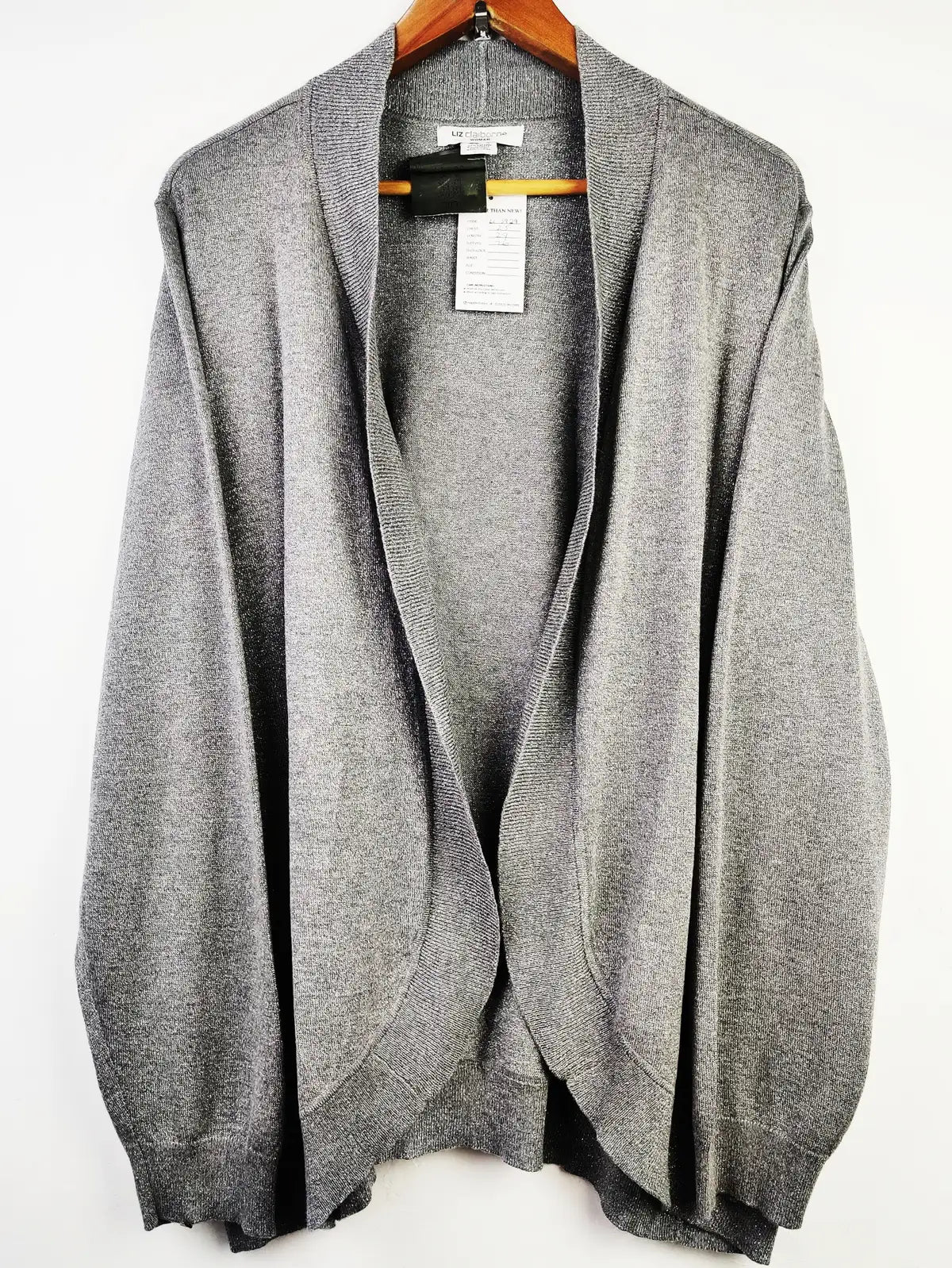 Buy online pre-used pre-loved 100% authentic & Original branded Liz Claiborne (LC-3929) available in Pakistan. Top international brands avilable.