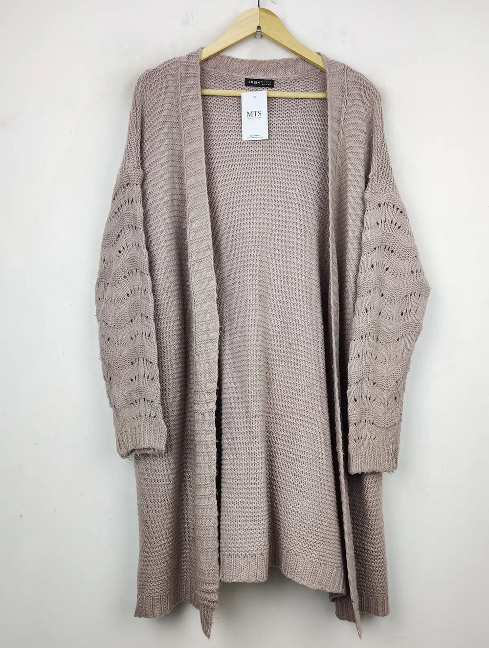 Buy online pre-used pre-loved 100% authentic & Original branded Shein (LC-4050) available in Pakistan. Top international brands avilable.