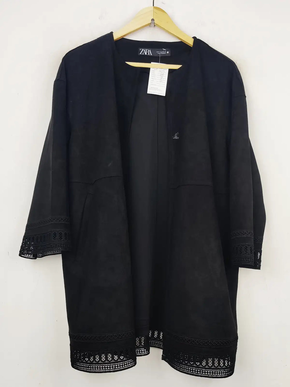 Buy online pre-used pre-loved 100% authentic & Original branded Zara (LC-4054) available in Pakistan. Top international brands avilable.