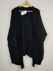 Buy online pre-used pre-loved 100% authentic & Original branded Shein (LC-4070) available in Pakistan. Top international brands avilable.