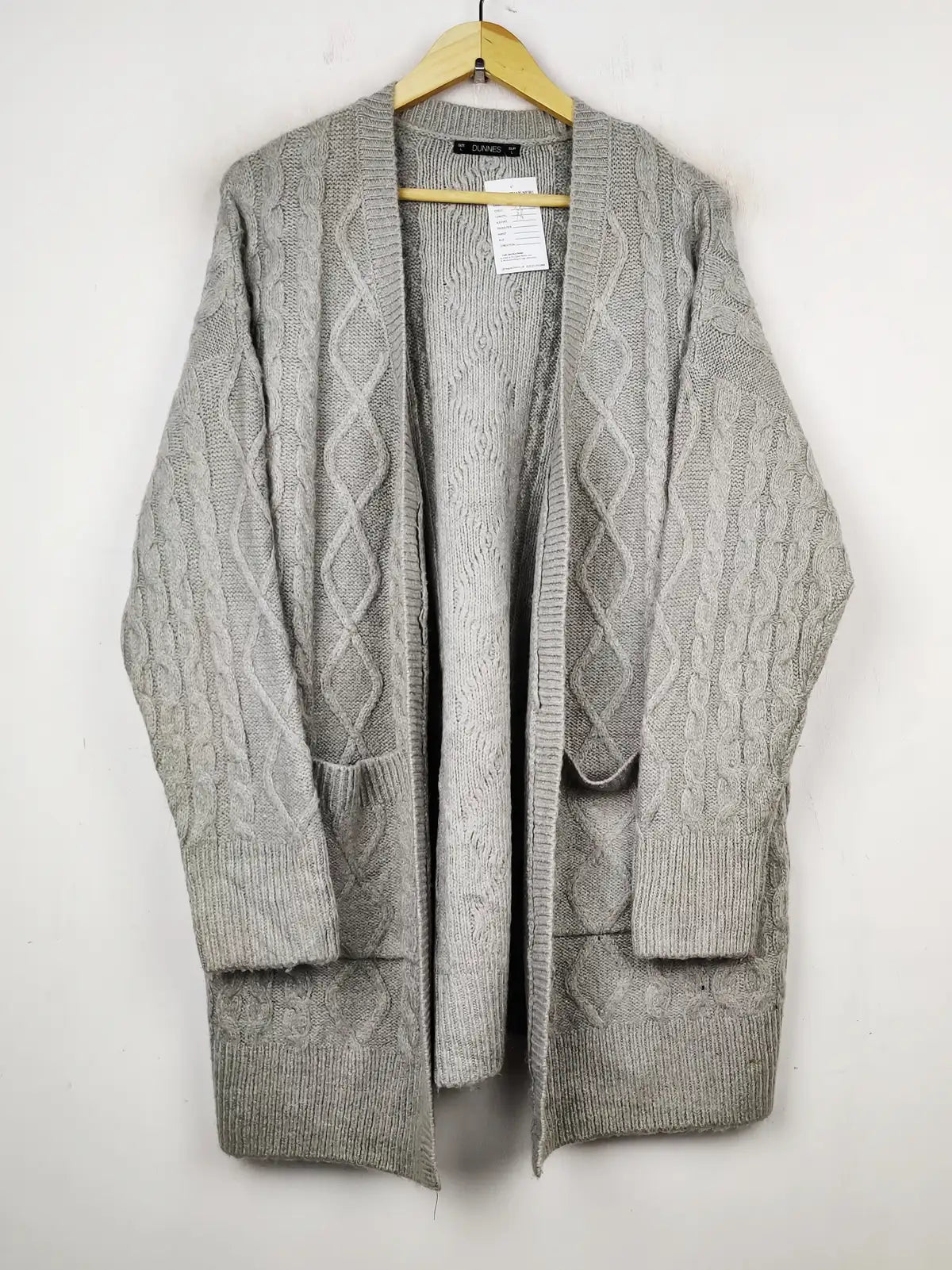 Buy online pre-used pre-loved 100% authentic & Original branded Dunnes Stores (LC-4101) available in Pakistan. Top international brands avilable.